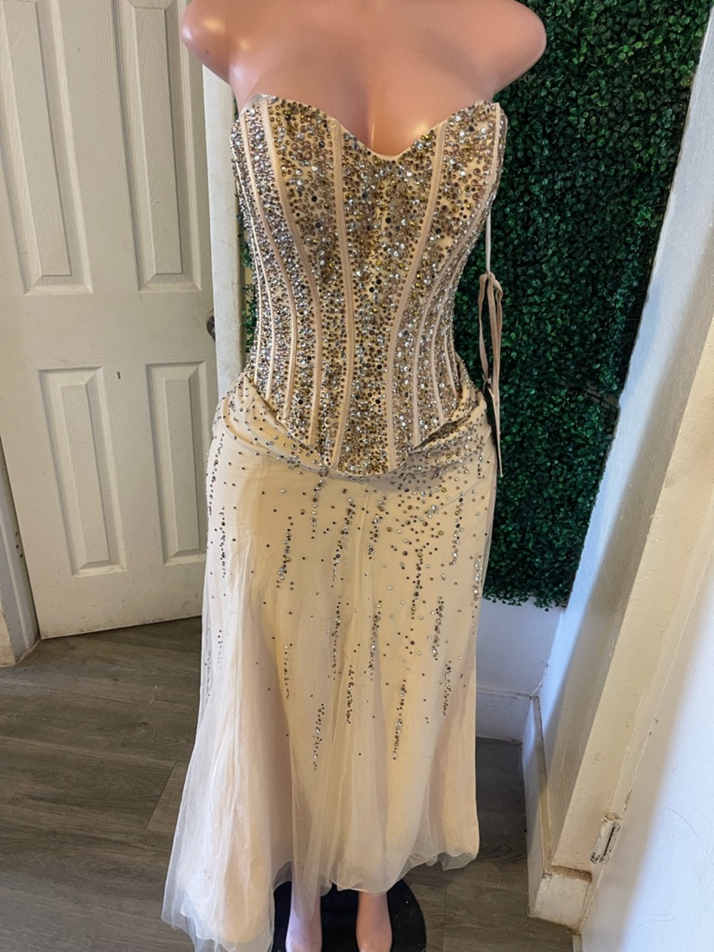 Mac Duggal dress